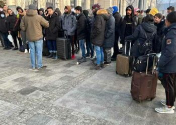 Pak embassy making strenuous efforts to evacuate nationals as Russian-Ukraine conflict deepens