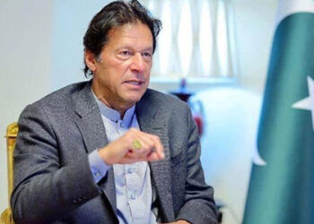 PM unveils incentives package to attract investment in export-oriented industries