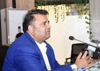 Sindh govt spent entire NFC money on PPP’s long march: Fawad