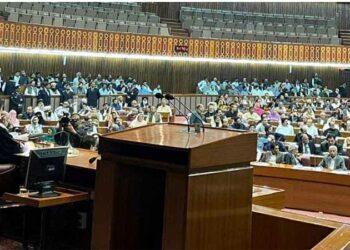 Opposition knocks out PM Imran in no trust-move