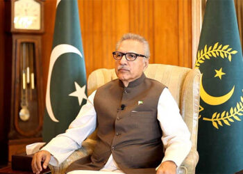 Political dialogue essential to address pervading crises, reduce confrontation: President