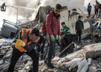 Quake toll at Turkiye-Syria over 9,600 deaths