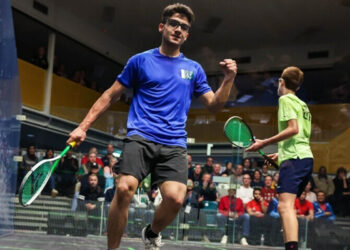 Hamza Khan win World Junior Squash Championship